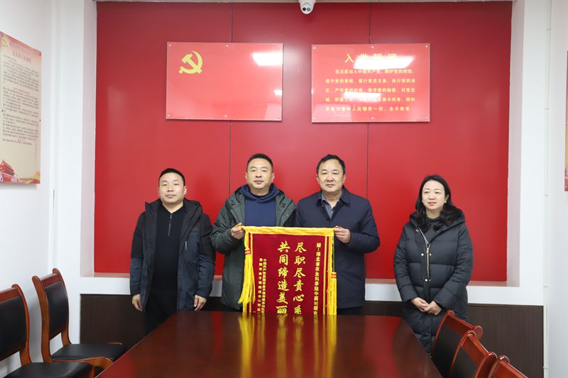 c8224e71ee4bb72285fa2c012ada3ab_副本.jpg